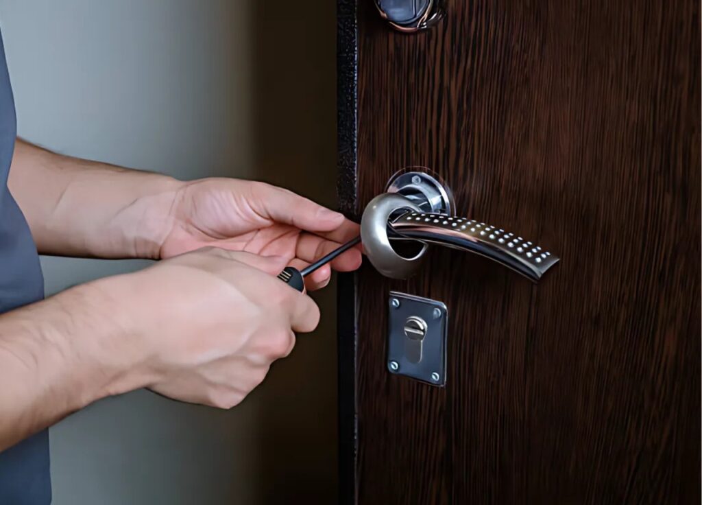 residential locksmith service image